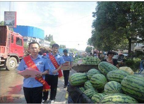 库尔勒吃瓜网红事件真相,揭秘背后真相与网络舆论的反思